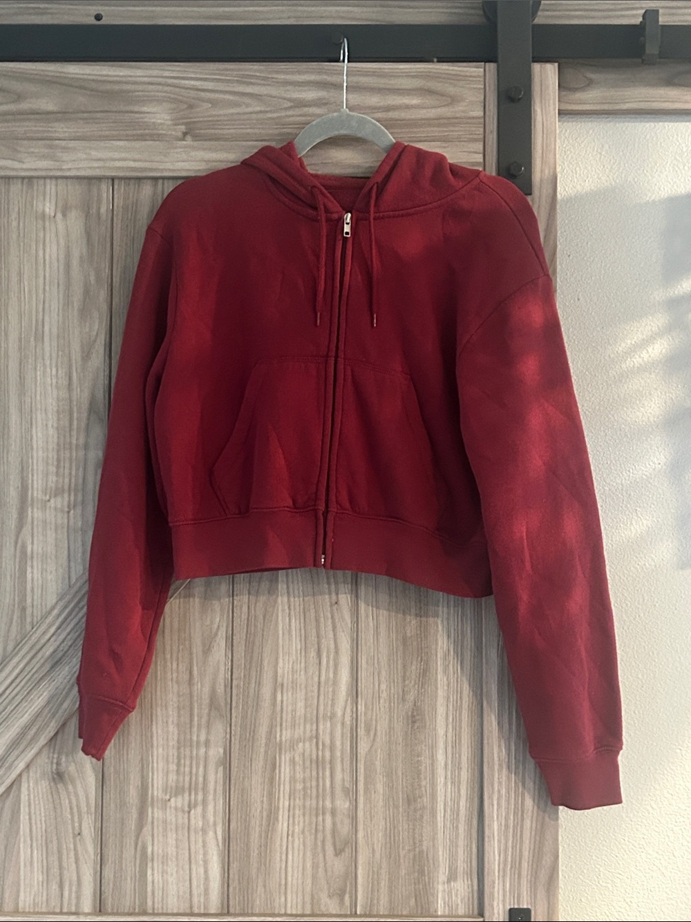 No Boundaries‎ Cropped Red Zip-Up Hoodie Size M